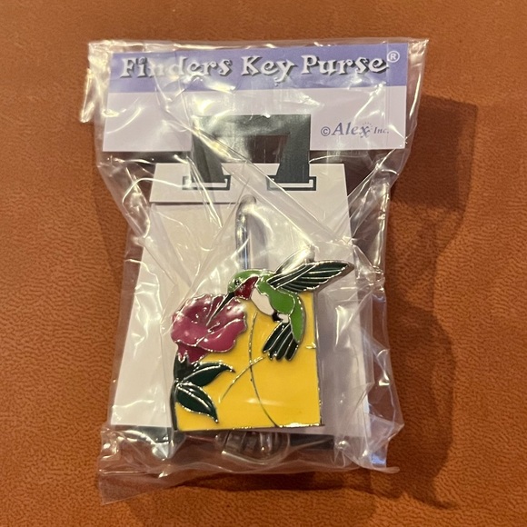 Hummingbird Key Finder - Picture 4 of 10